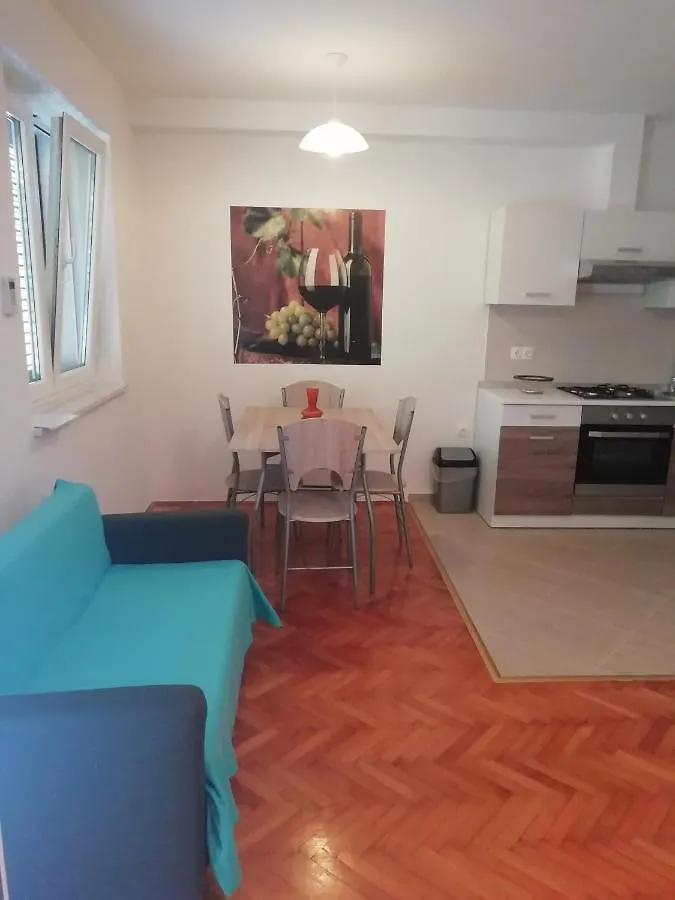 App Dalia Losinj 0*, Mali Losinj Croatia